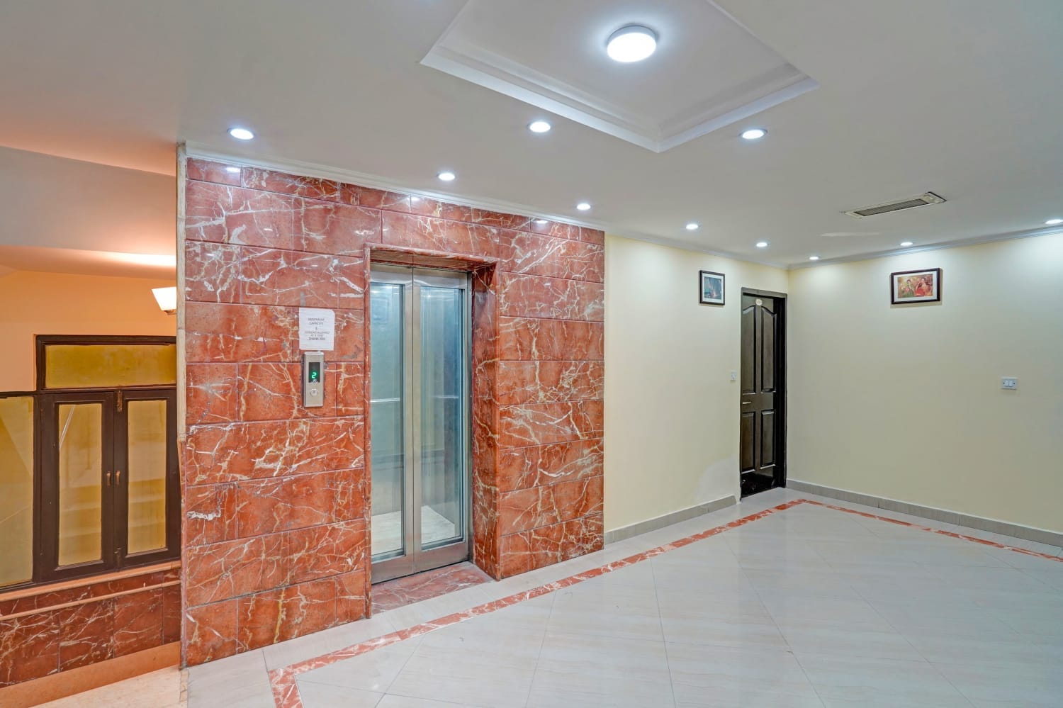 Sun Hotel Haridwar - Lobby