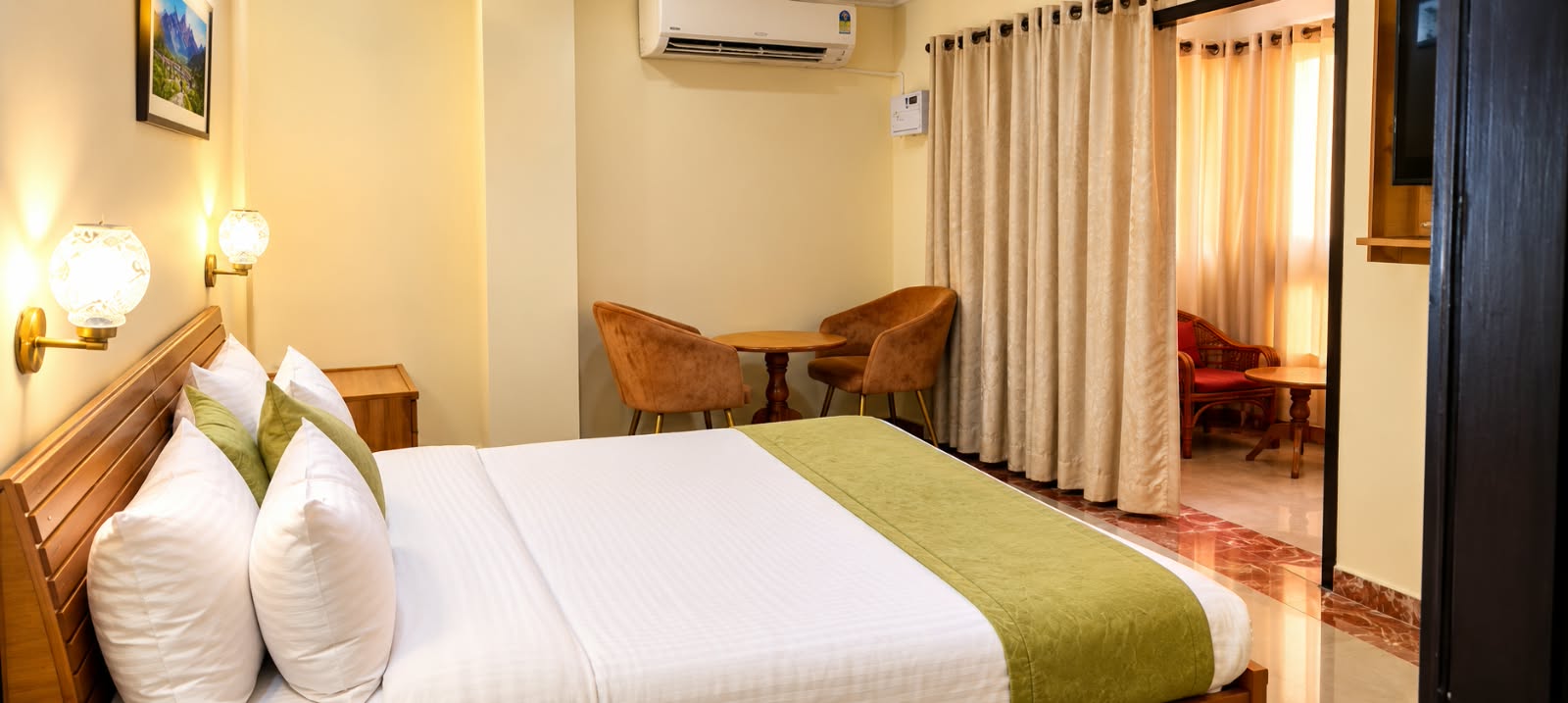Sun Hotel Haridwar - Room Interior